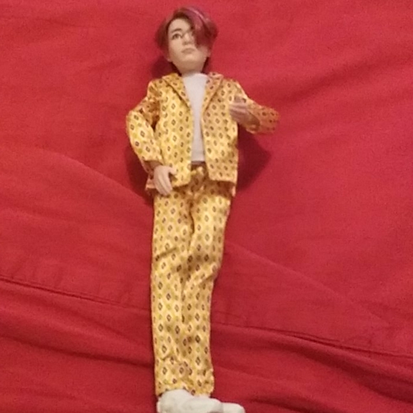 Bts doll - Picture 1 of 1
